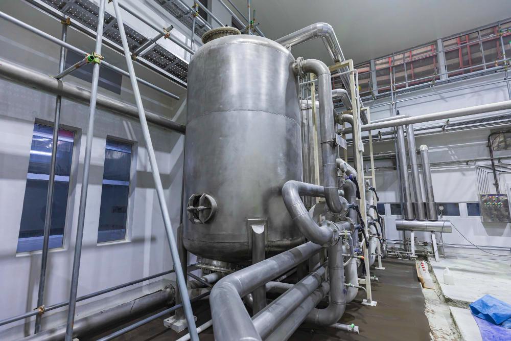 oxygen scavenger for boiler corrosion prevention system